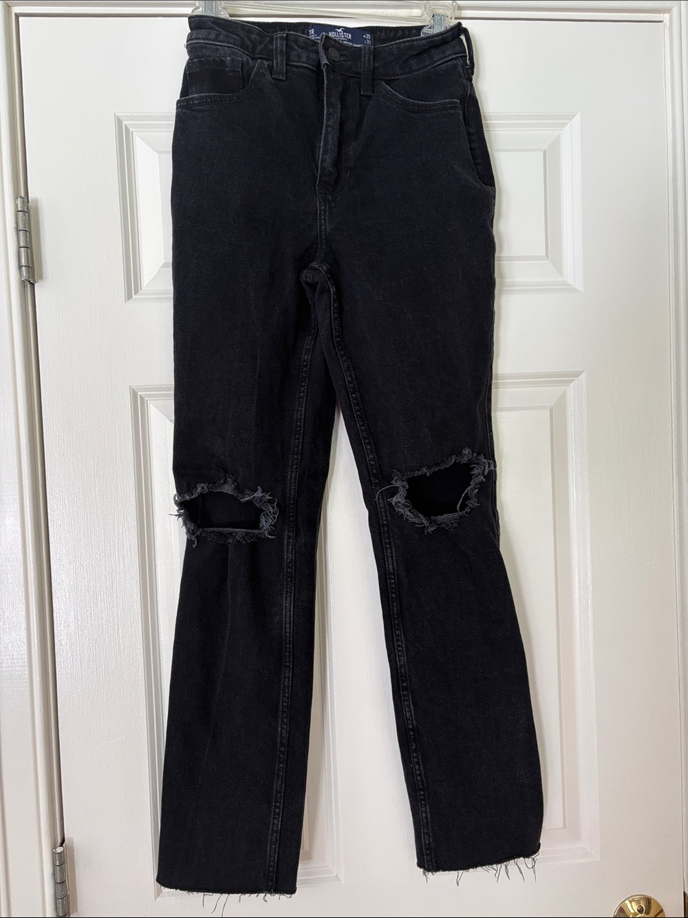 Hollister Black ultra high rise 90’s vintage Straight Leg Jeans